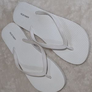 Old Navy Flip flops